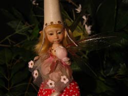 Fairy Sibylle, the Mushroom, the Blackberry